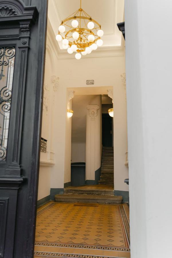 Cozy Apt Perfect For 4-6 Tv Metro Self-Checkin Vienna Exterior photo